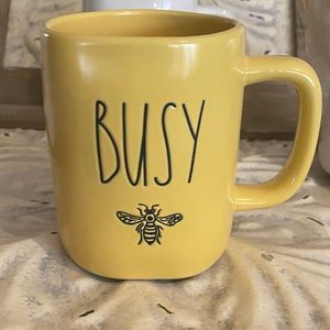 Rae Dunn BUSY 🐝 Yellow Mug Never used